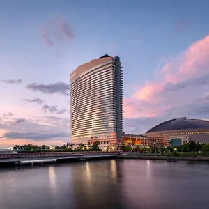 Hilton Sea Hawk Japan